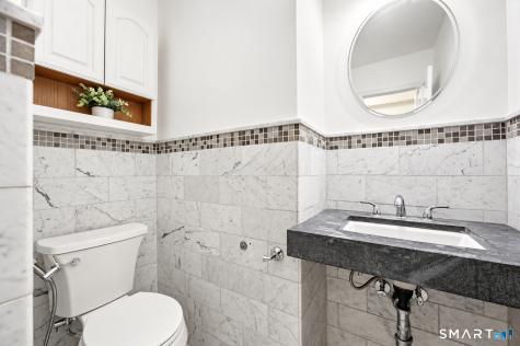 33 Colonial Road Stamford CT 06906