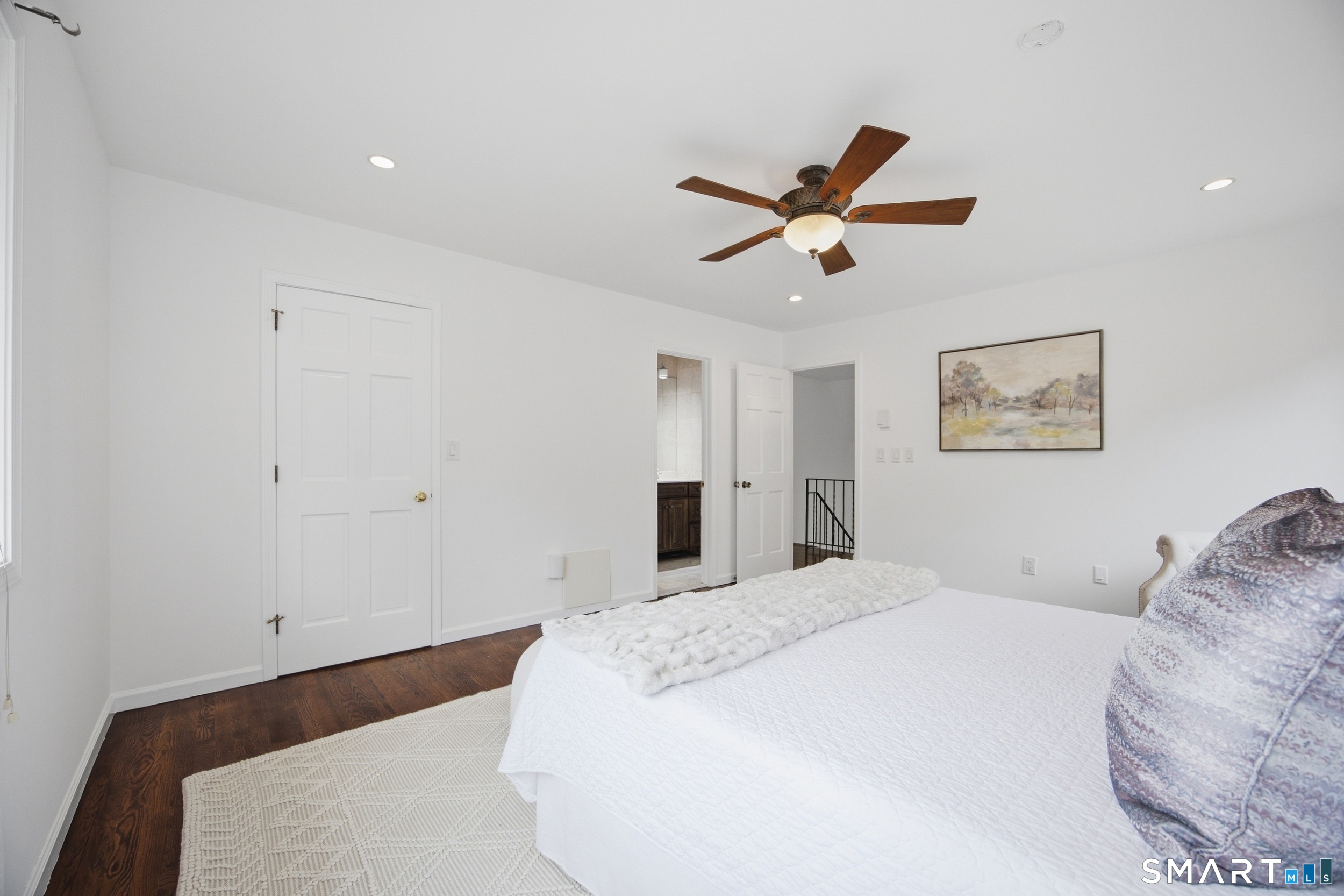33 Colonial Road Stamford CT 06906