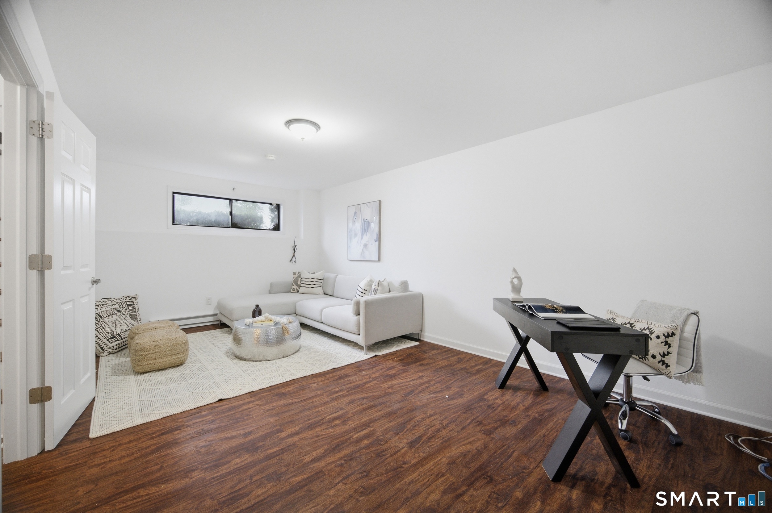 33 Colonial Road Stamford CT 06906