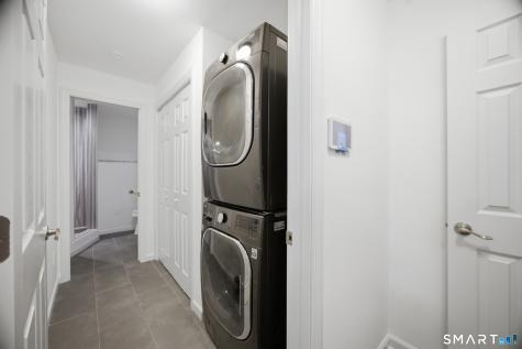 33 Colonial Road Stamford CT 06906