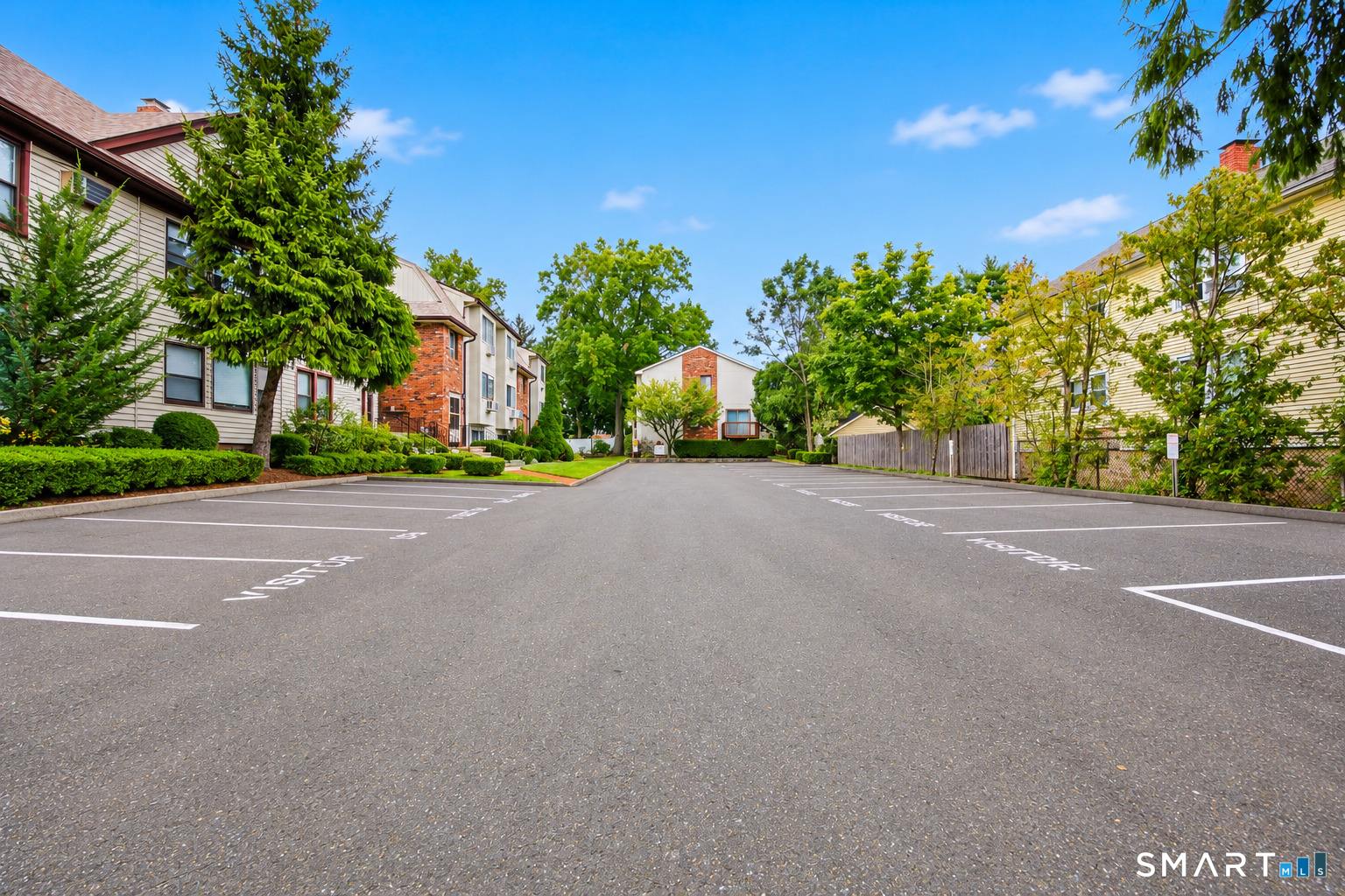 33 Colonial Road Stamford CT 06906