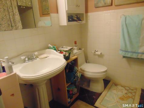 882 North Colony Road Meriden CT 06450