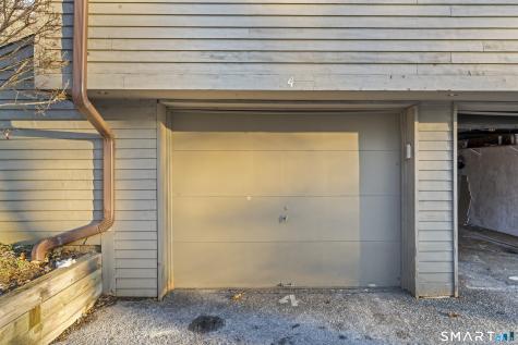 4 Heather Court Woodbury CT 06798