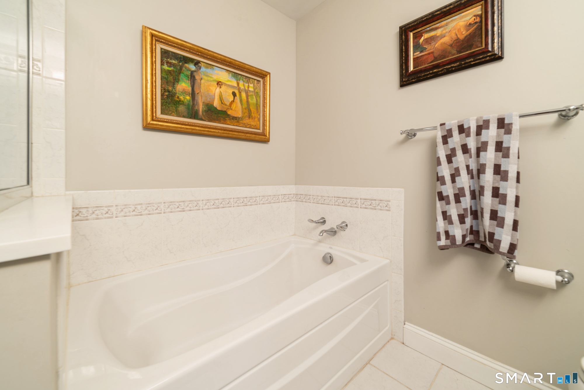 86 Park Place Circle West Hartford CT 06110