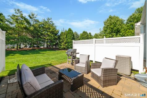 86 Park Place Circle West Hartford CT 06110