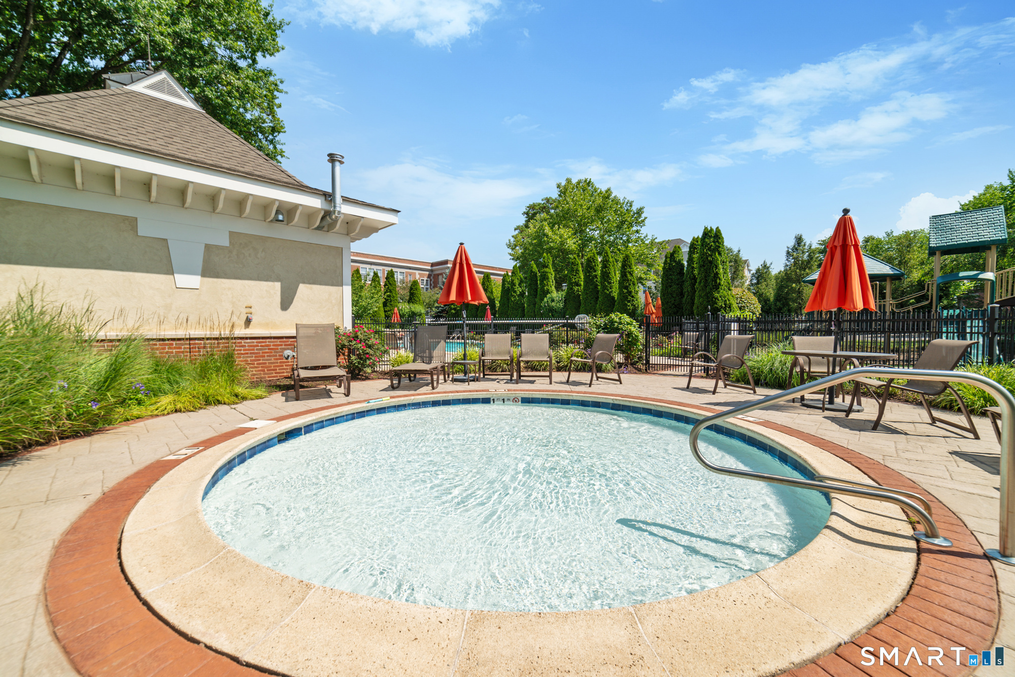 86 Park Place Circle West Hartford CT 06110