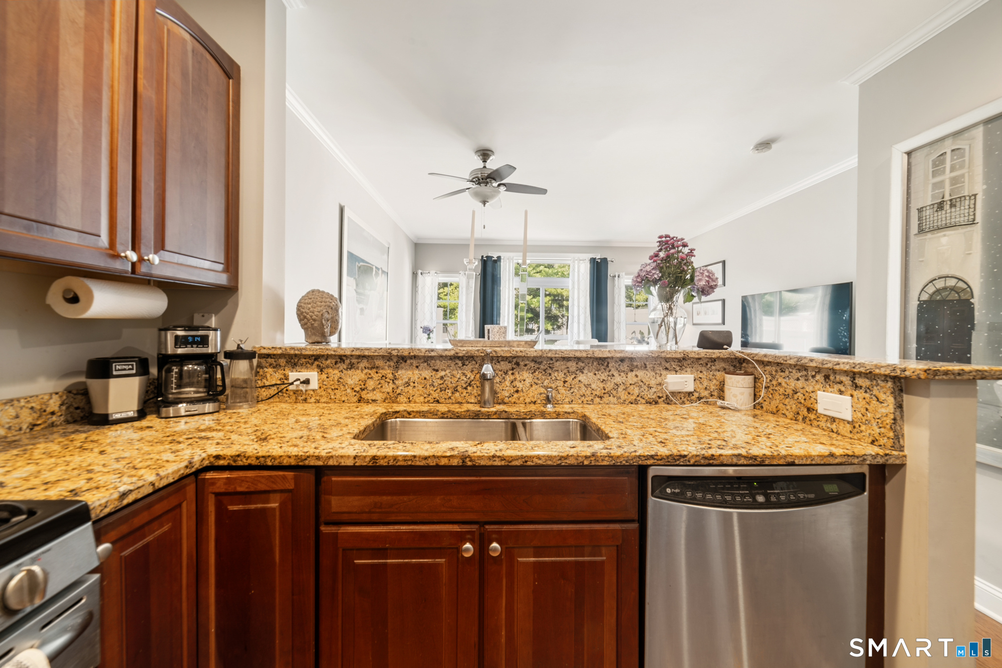 86 Park Place Circle West Hartford CT 06110