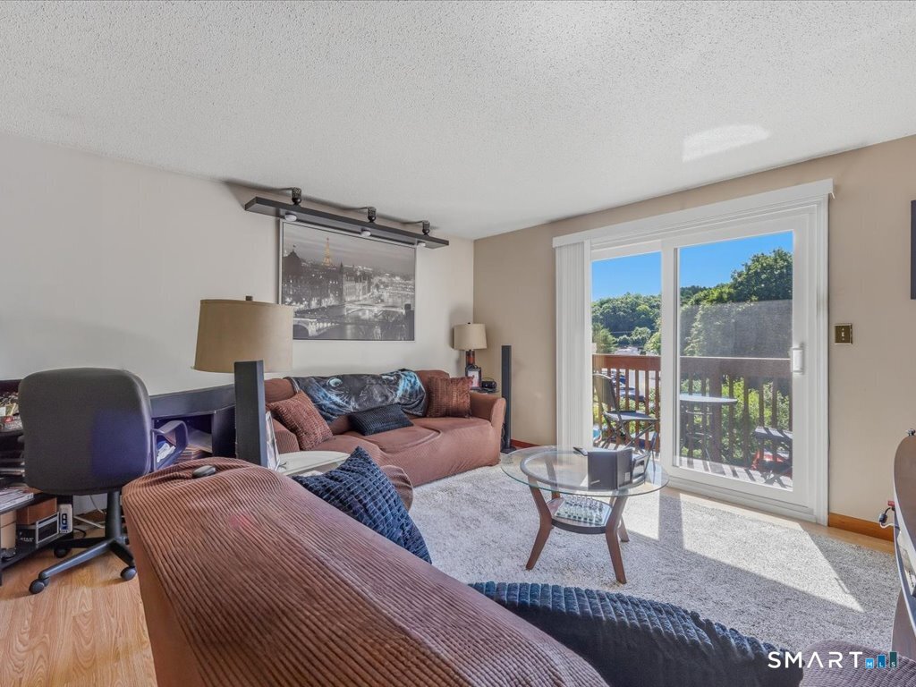 1001 Old Colony Road Meriden CT 06451