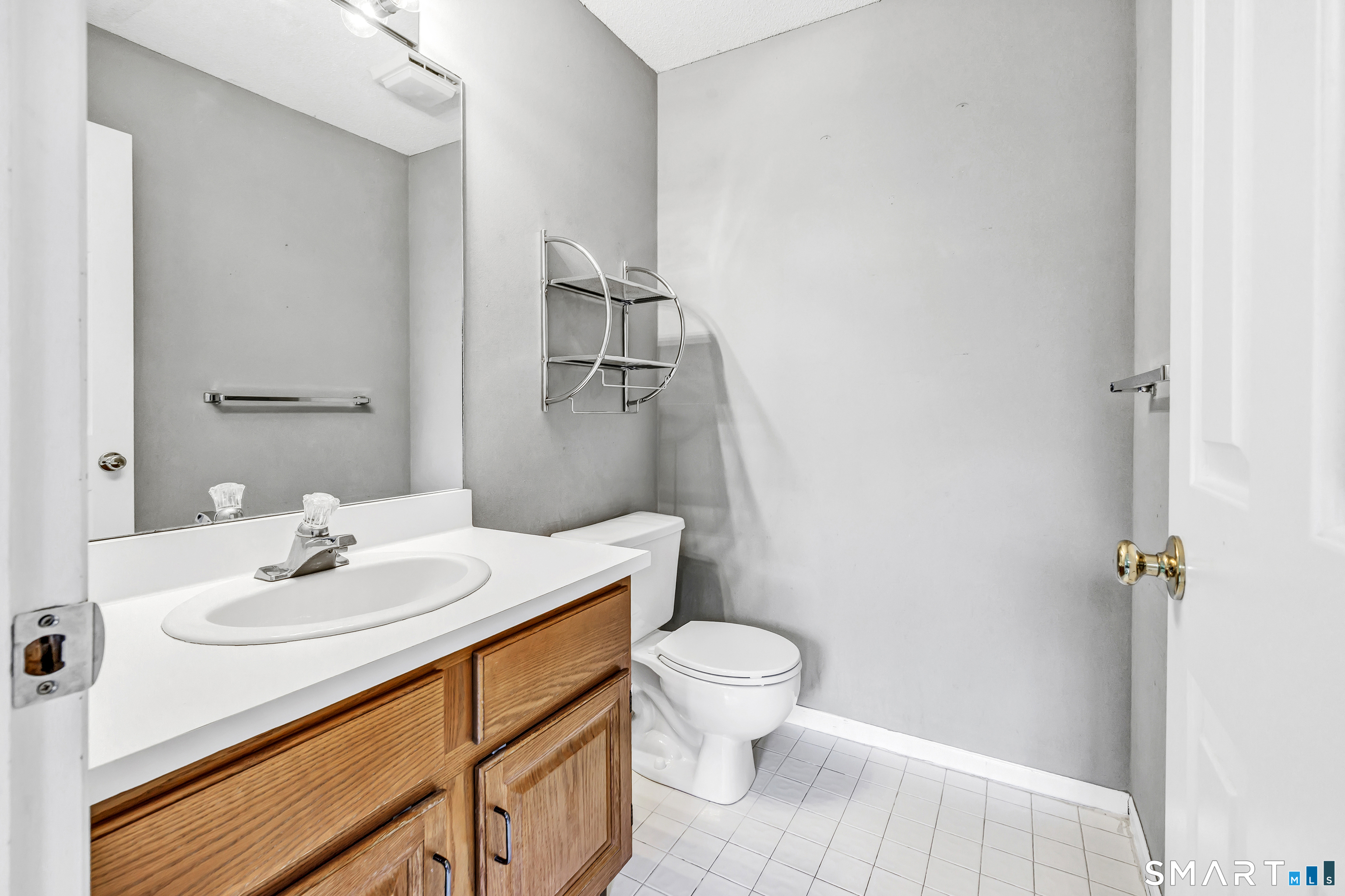 213 Algonquin Trail Trumbull CT 06611