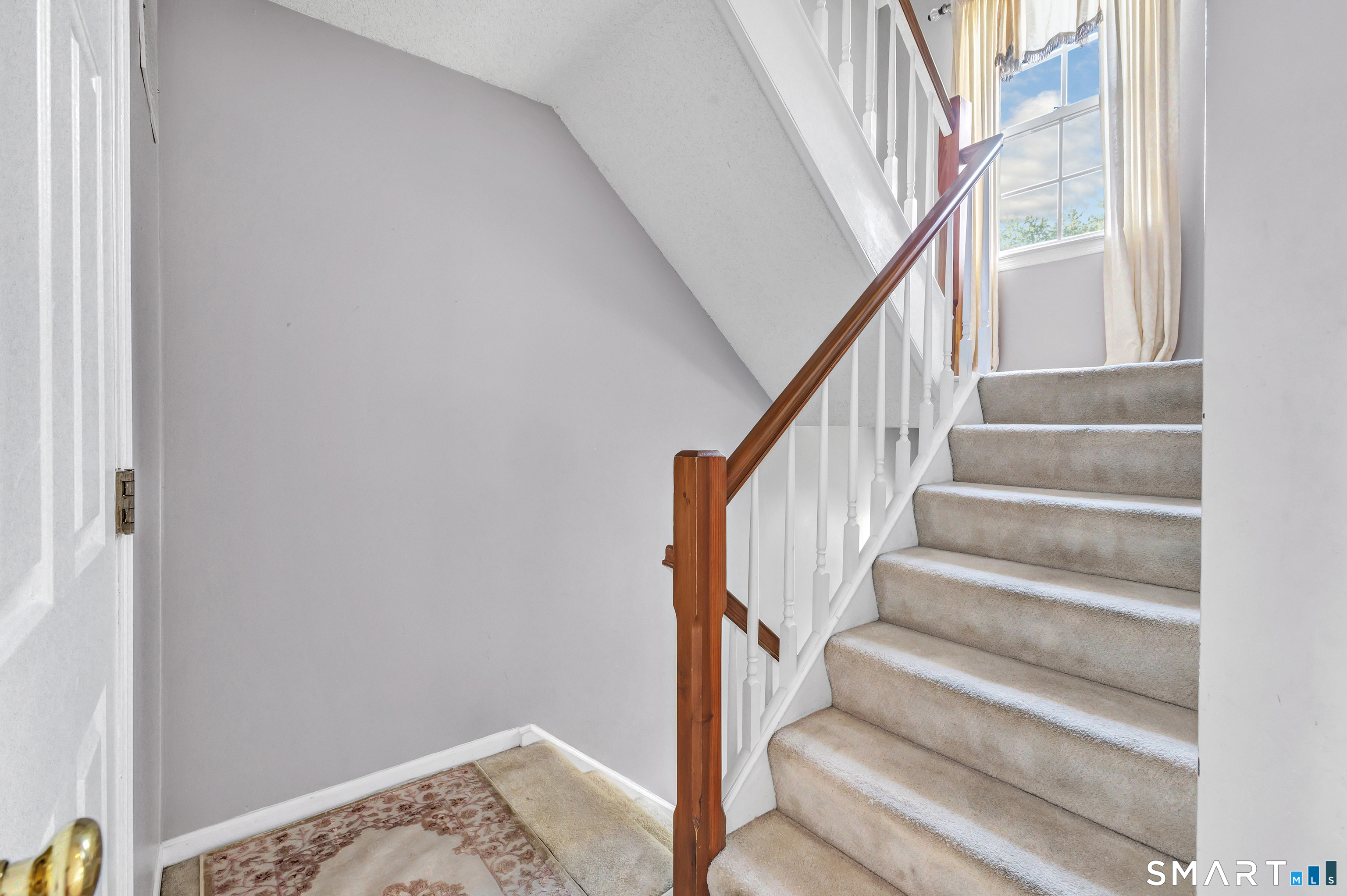 213 Algonquin Trail Trumbull CT 06611
