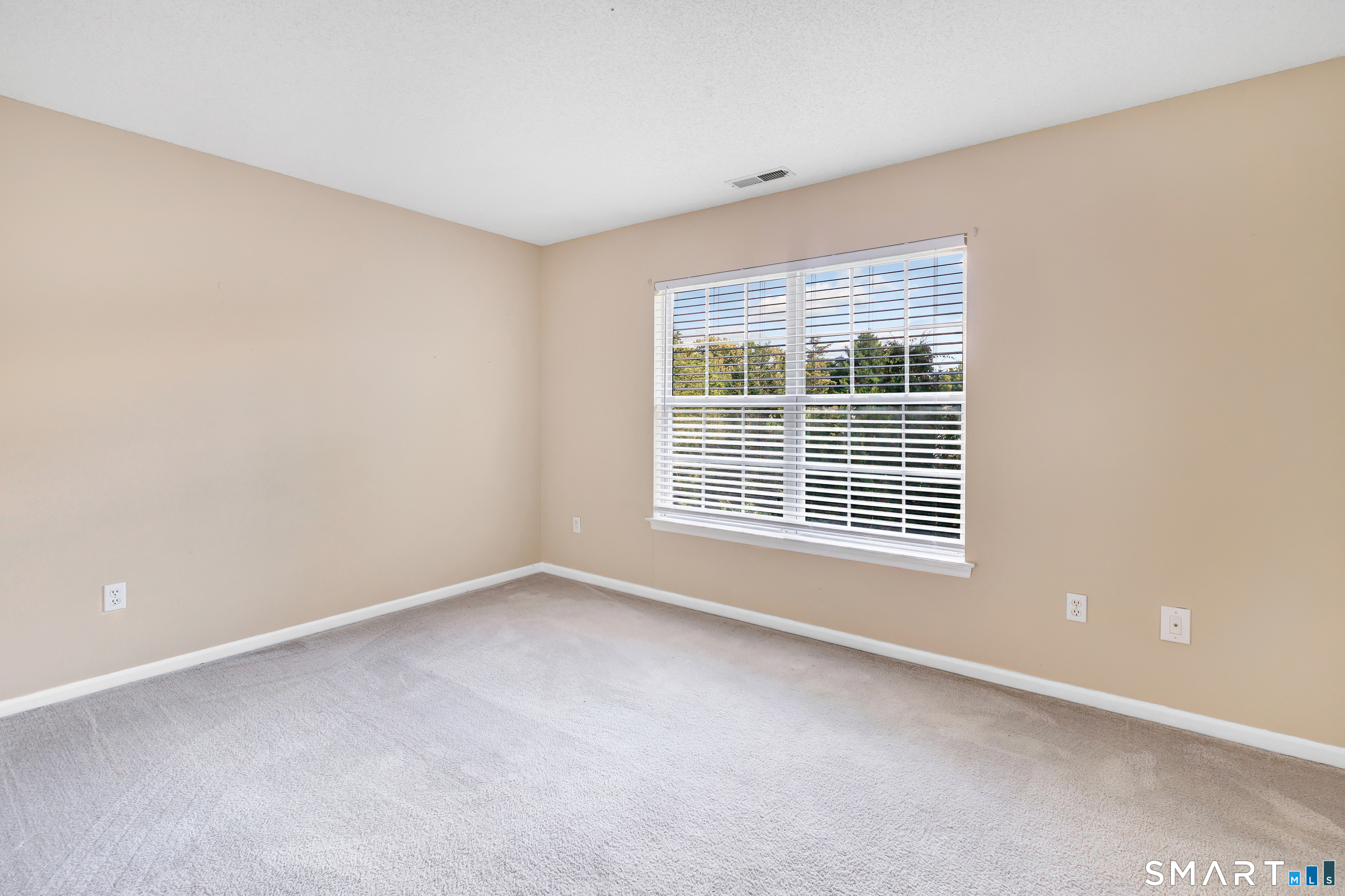 213 Algonquin Trail Trumbull CT 06611