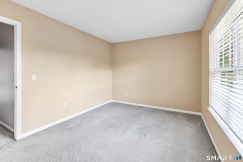 213 Algonquin Trail Trumbull CT 06611