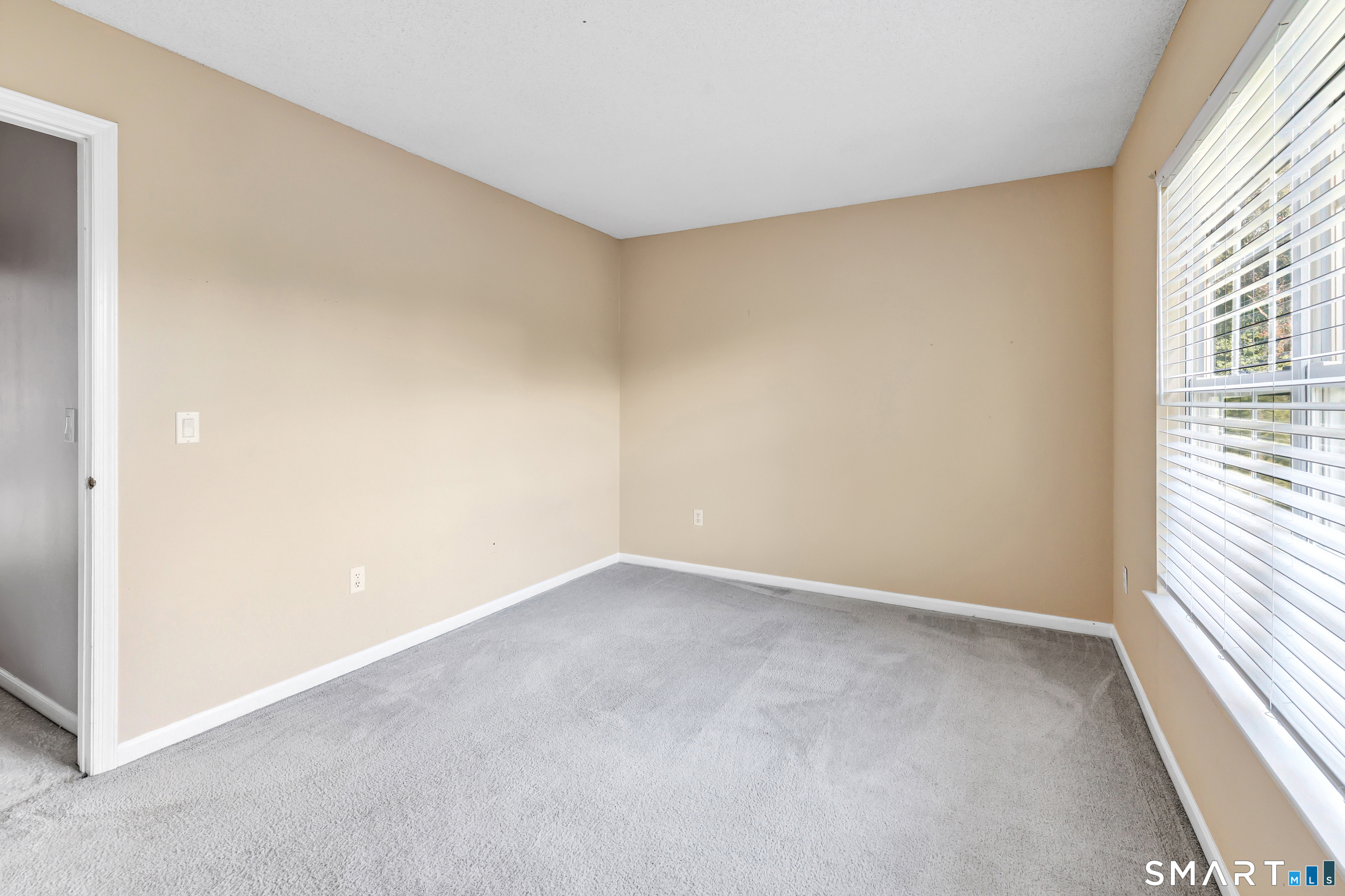 213 Algonquin Trail Trumbull CT 06611