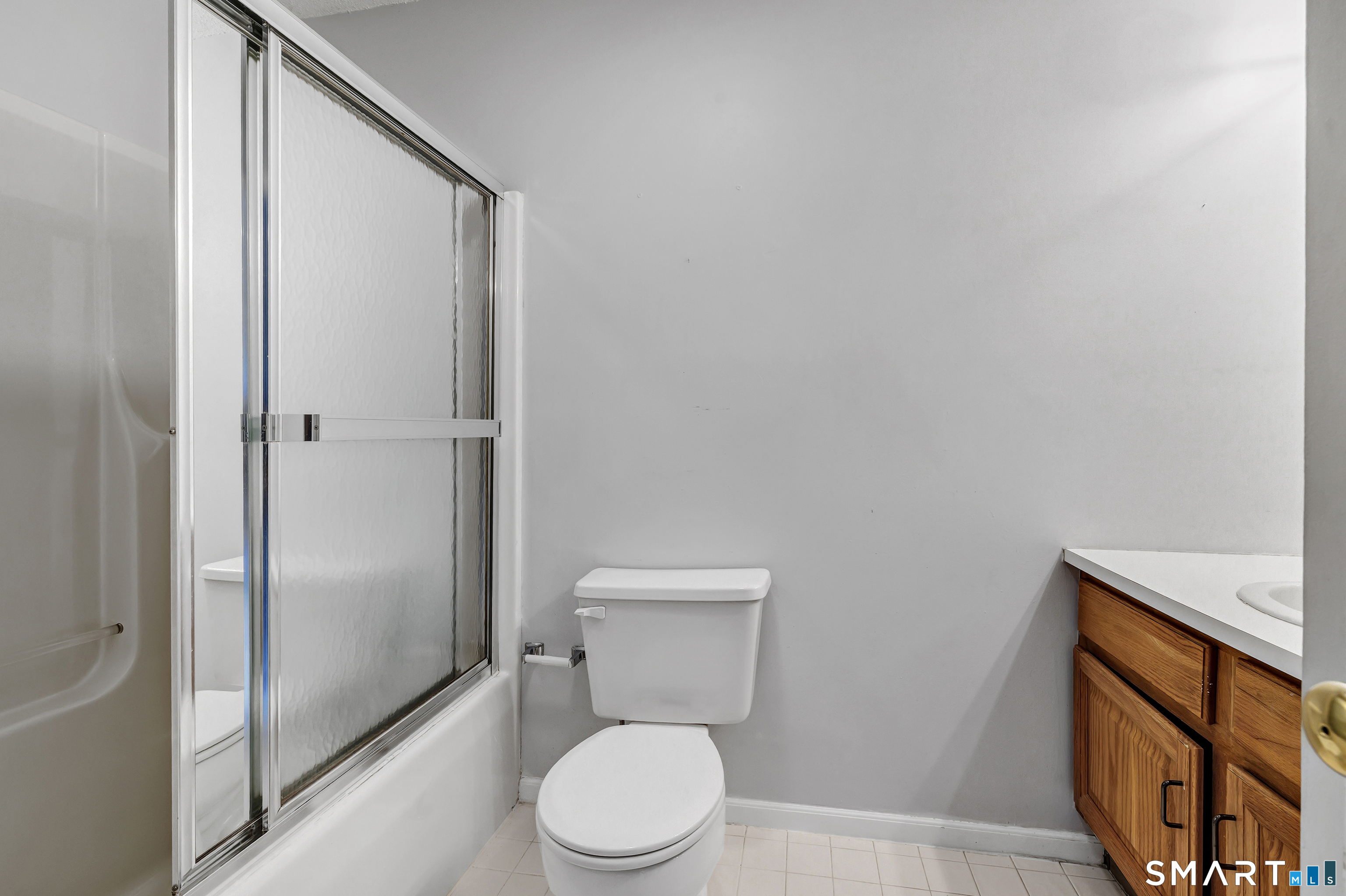 213 Algonquin Trail Trumbull CT 06611