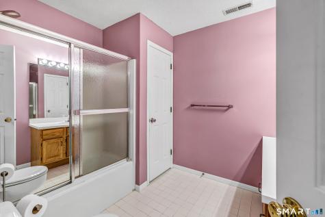 213 Algonquin Trail Trumbull CT 06611