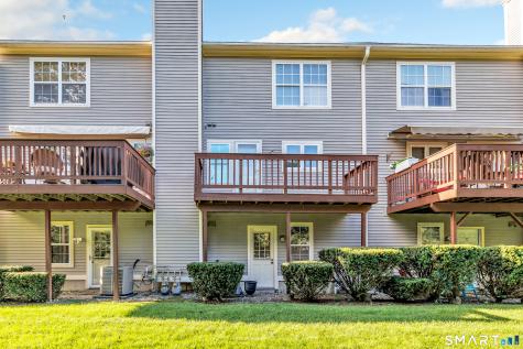 213 Algonquin Trail Trumbull CT 06611