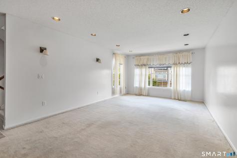 213 Algonquin Trail Trumbull CT 06611