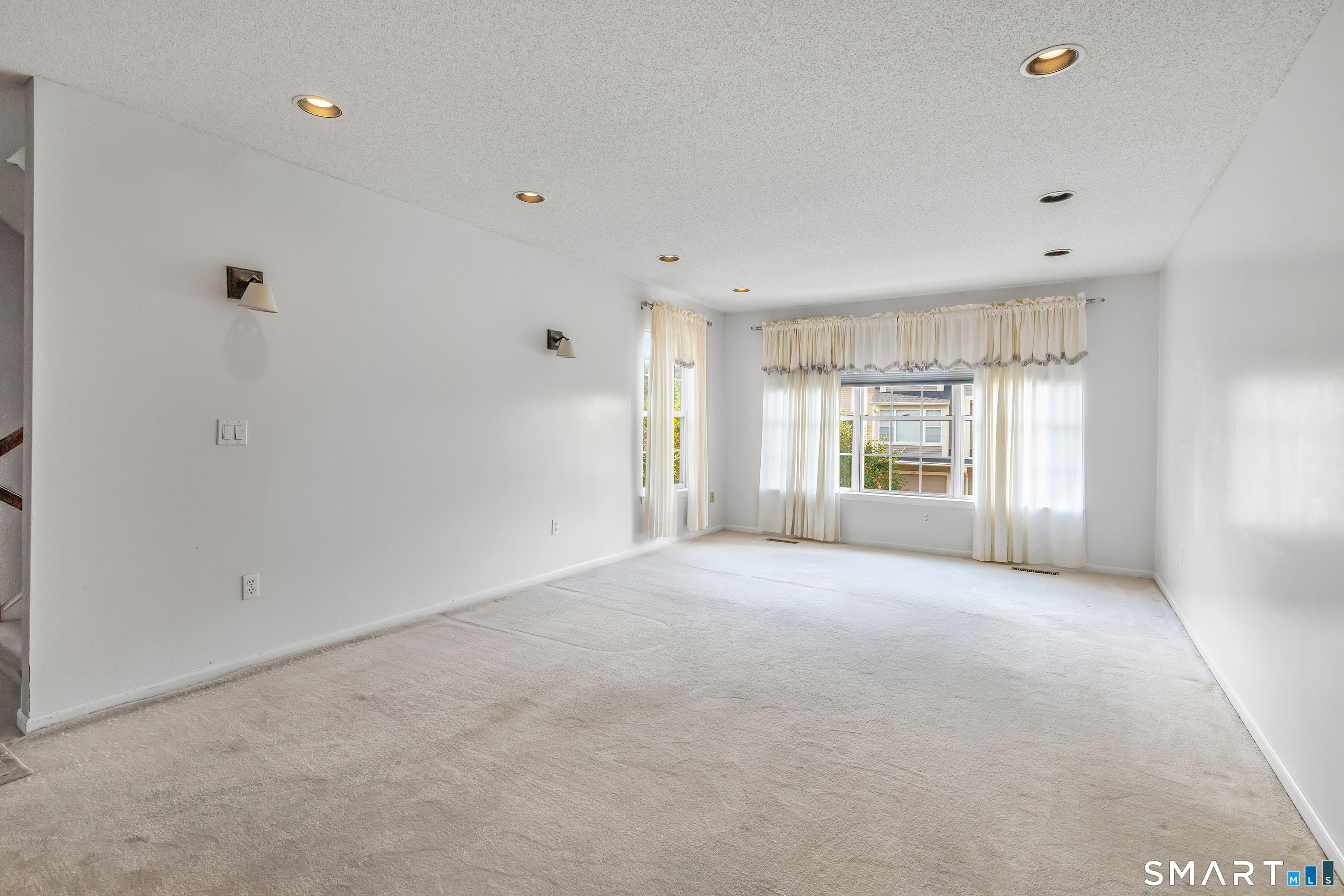 213 Algonquin Trail Trumbull CT 06611