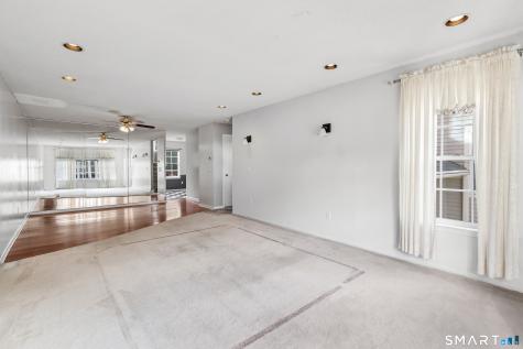 213 Algonquin Trail Trumbull CT 06611