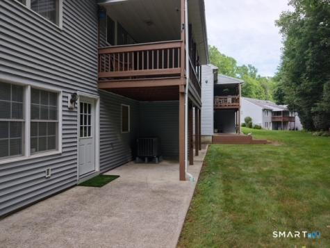 11 Behrens Terrace Monroe CT 06468