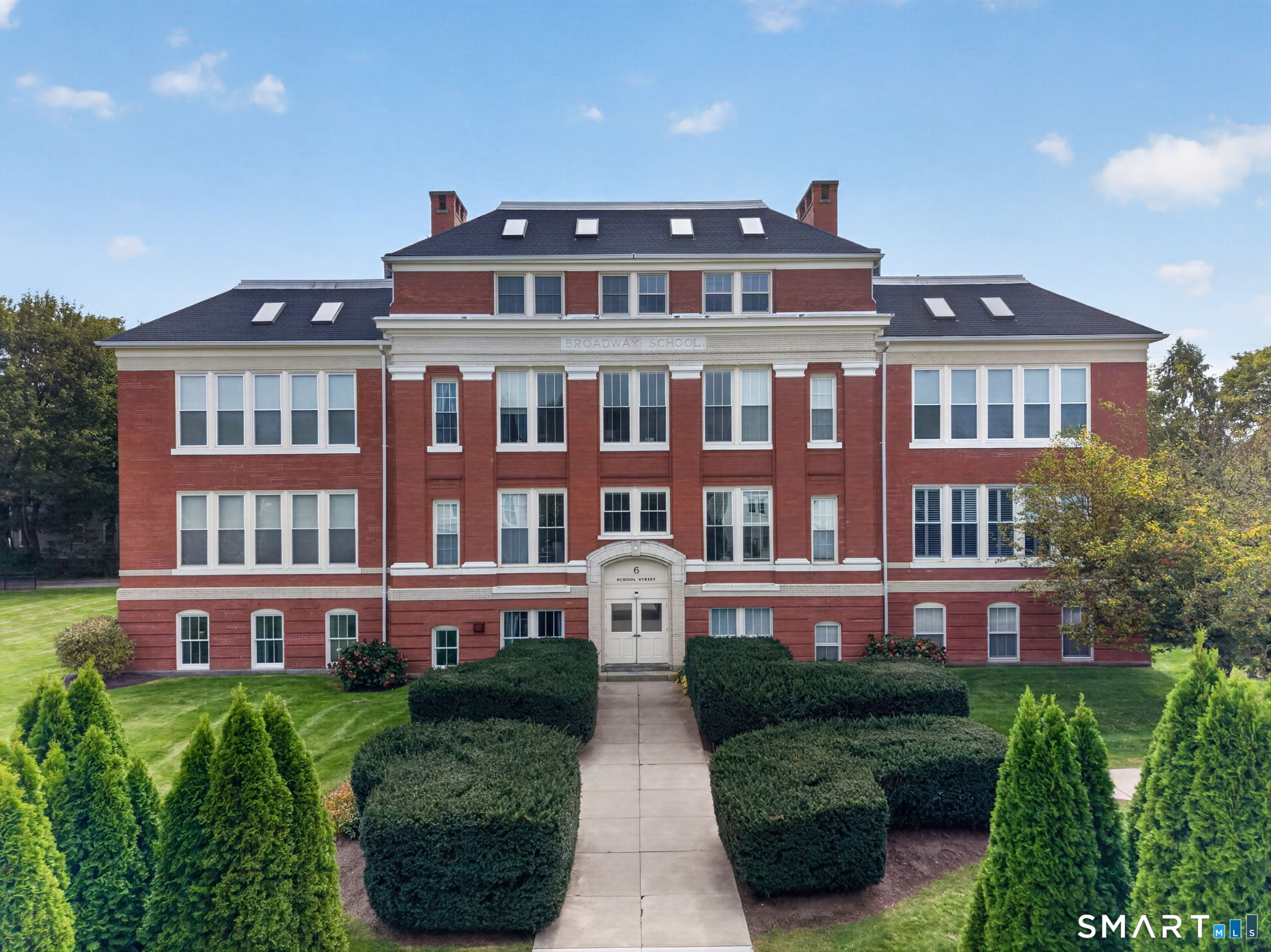 6 School Street Stonington CT 06378