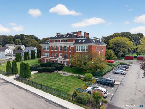 6 School Street Stonington CT 06378