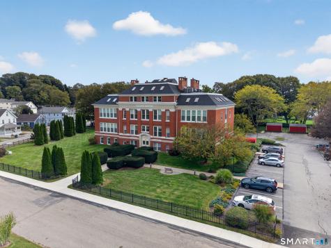 6 School Street Stonington CT 06378
