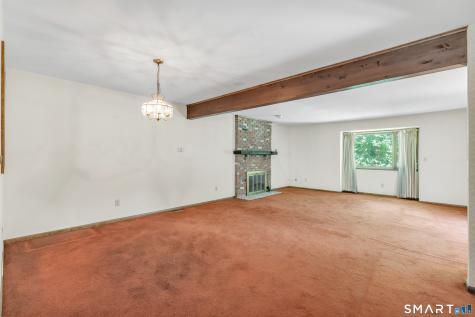 200 Fox Run Shelton CT 06484