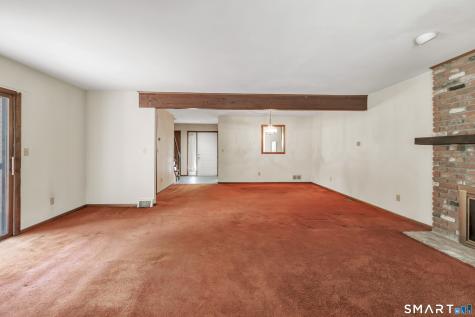 200 Fox Run Shelton CT 06484