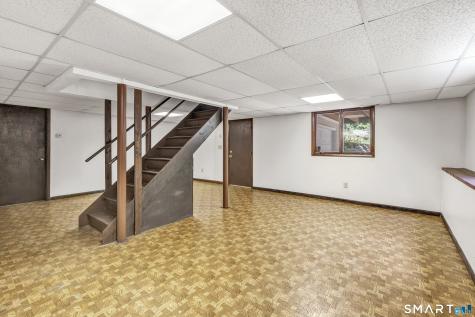 200 Fox Run Shelton CT 06484