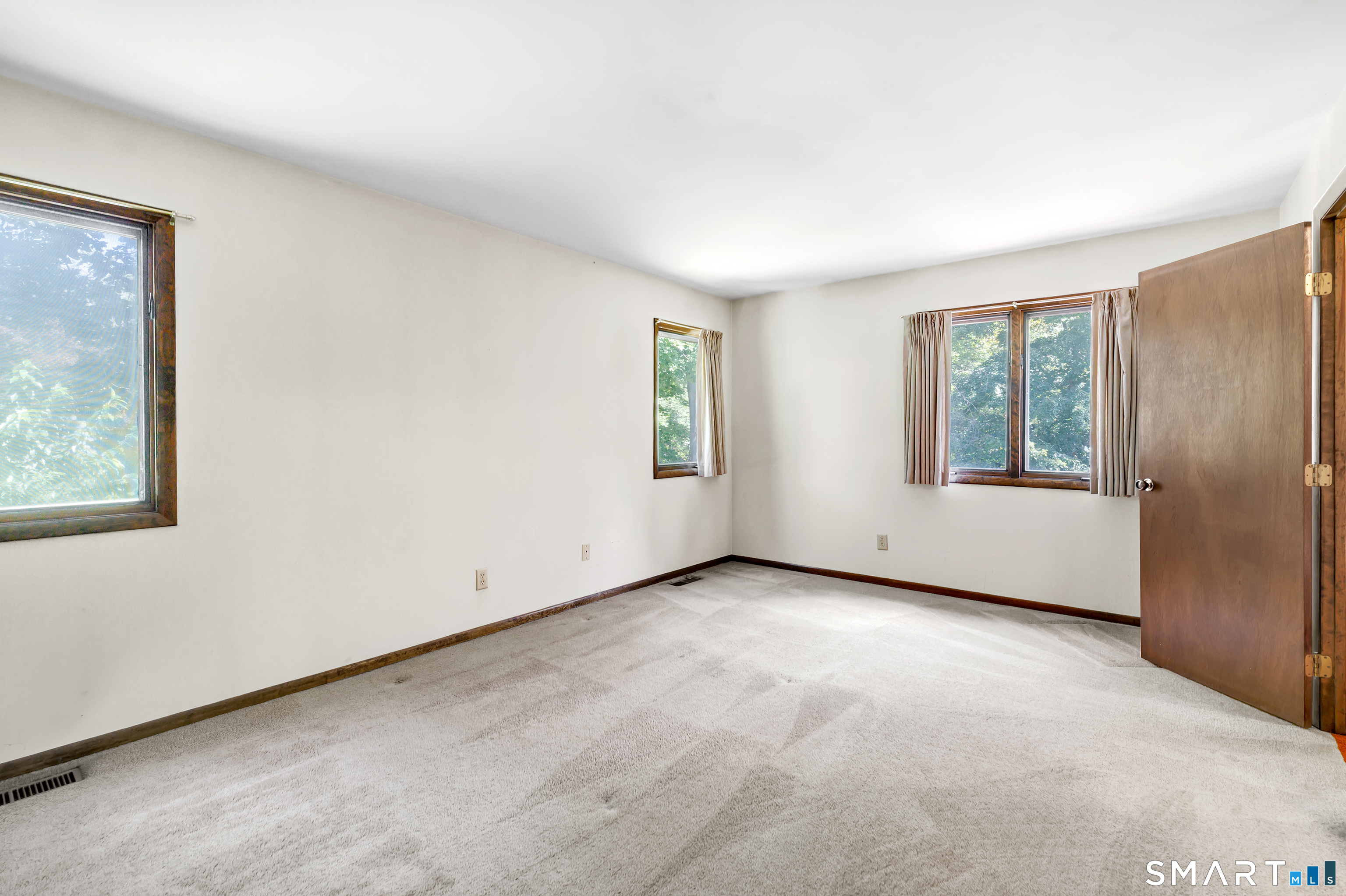 200 Fox Run Shelton CT 06484