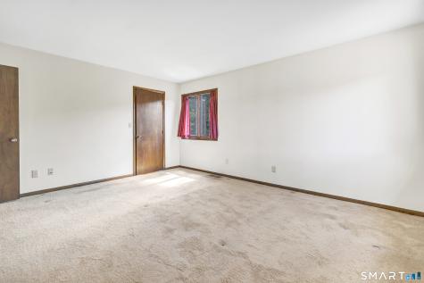 200 Fox Run Shelton CT 06484