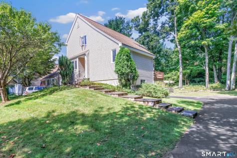 200 Fox Run Shelton CT 06484