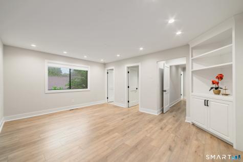 89 South Trail Stratford CT 06614