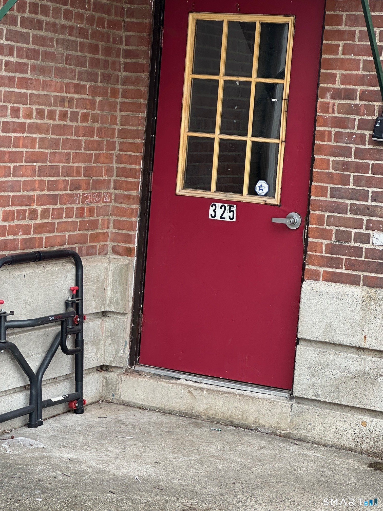 325 North Bishop Avenue Bridgeport CT 06610