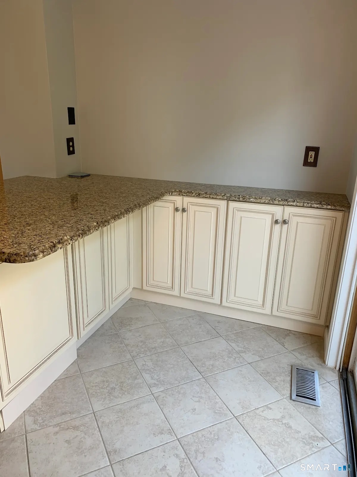 498 Naugatuck Avenue Milford CT 06460