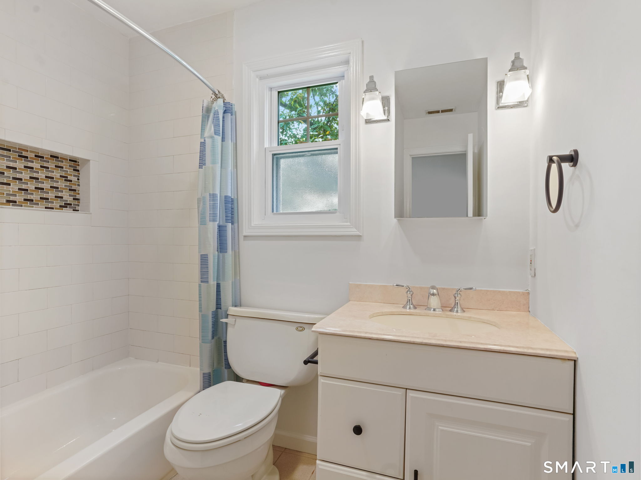 19 Colonial Road Stamford CT 06906