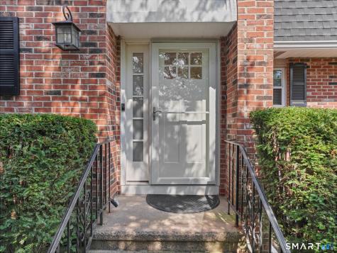 19 Colonial Road Stamford CT 06906