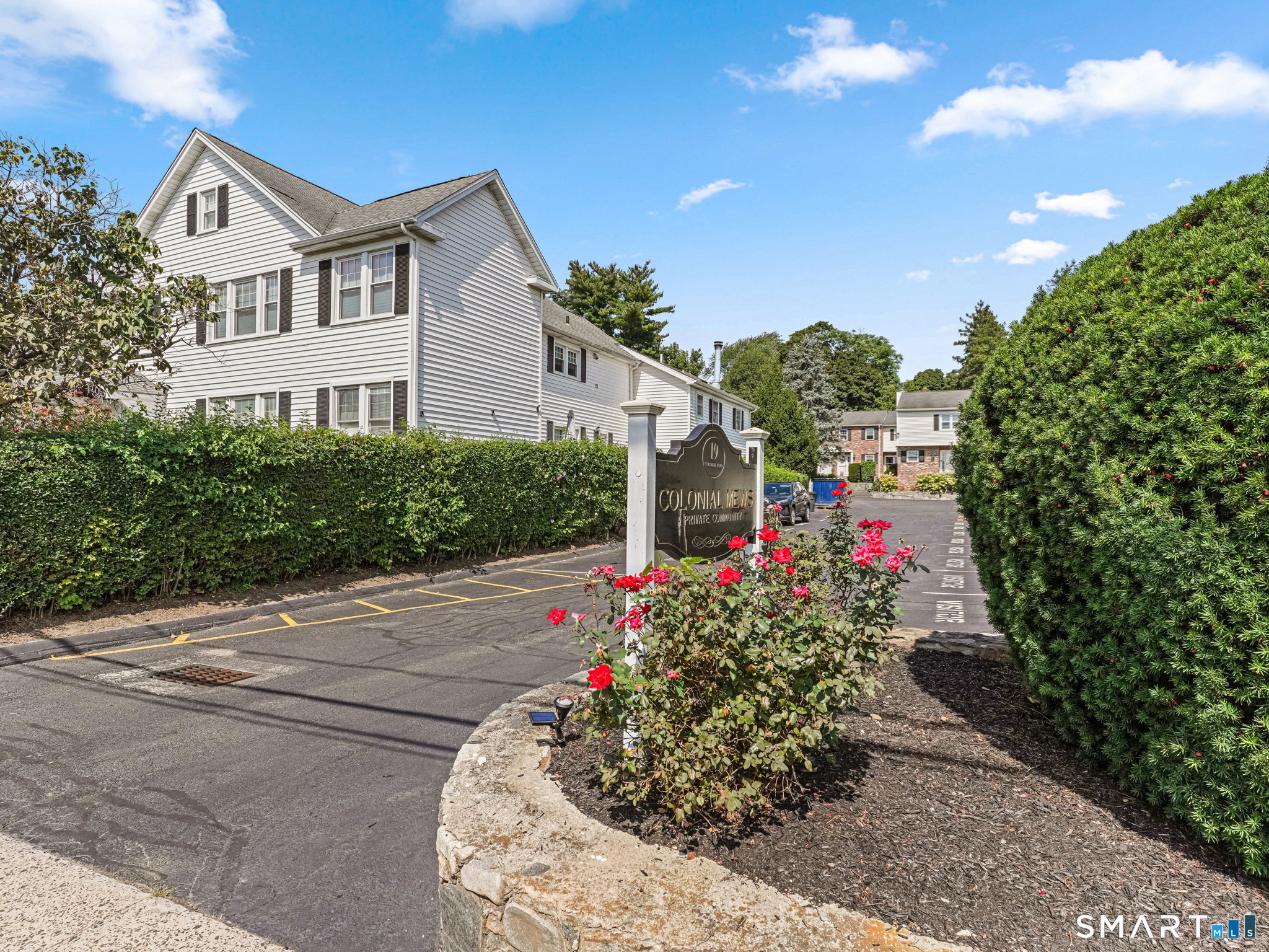 19 Colonial Road Stamford CT 06906