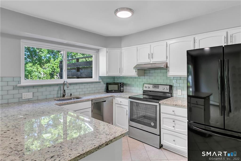 333 Vincellette Street Bridgeport CT 06606