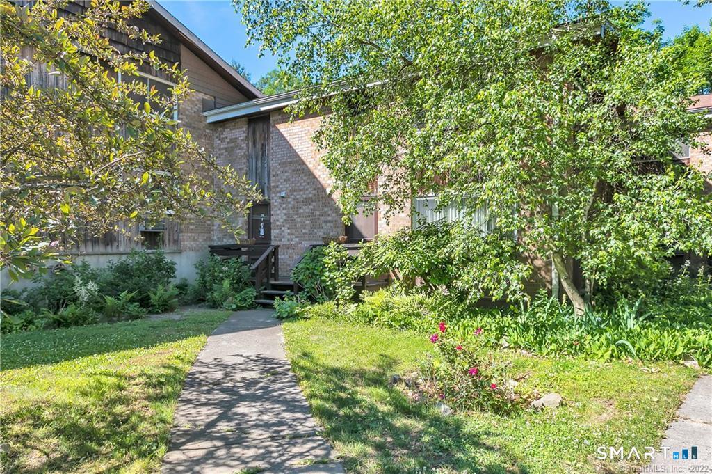 333 Vincellette Street Bridgeport CT 06606