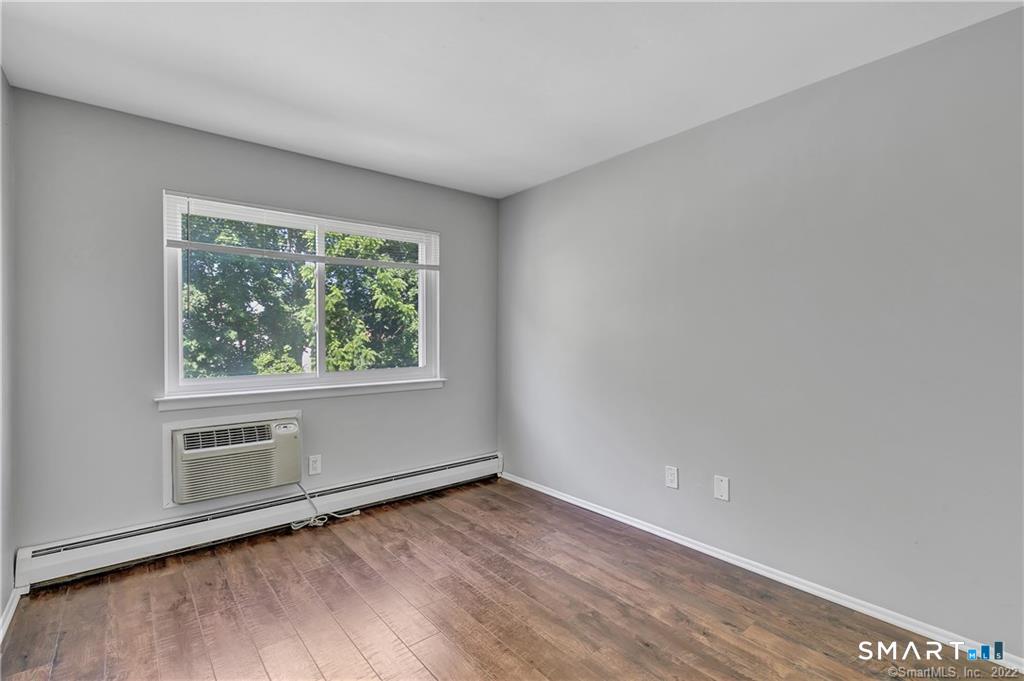 333 Vincellette Street Bridgeport CT 06606