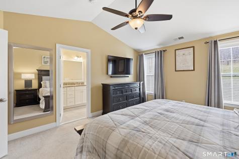 78 Warrington Round Danbury CT 06810