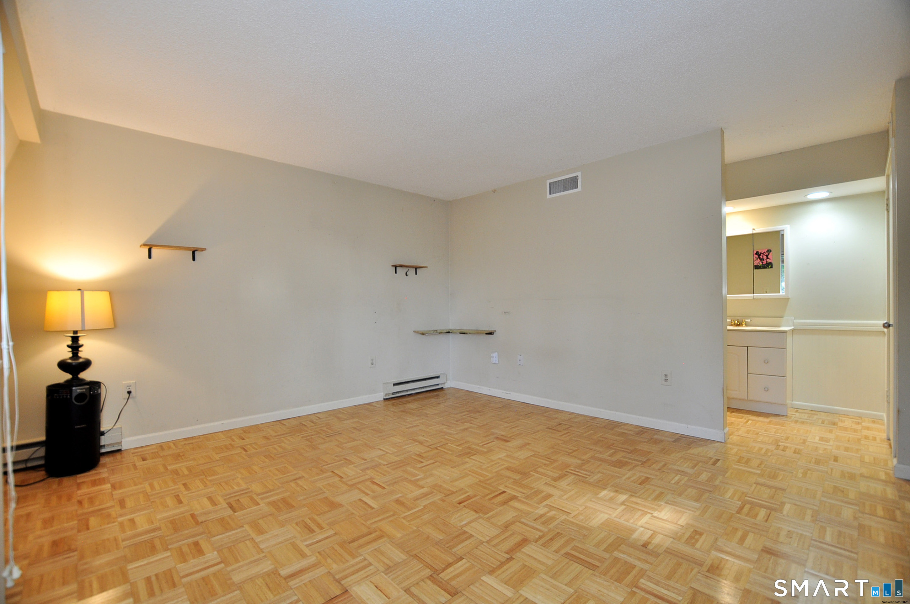48 Great Meadow Lane Farmington CT 06001