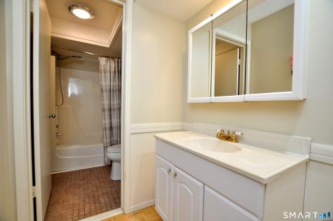 48 Great Meadow Lane Farmington CT 06001