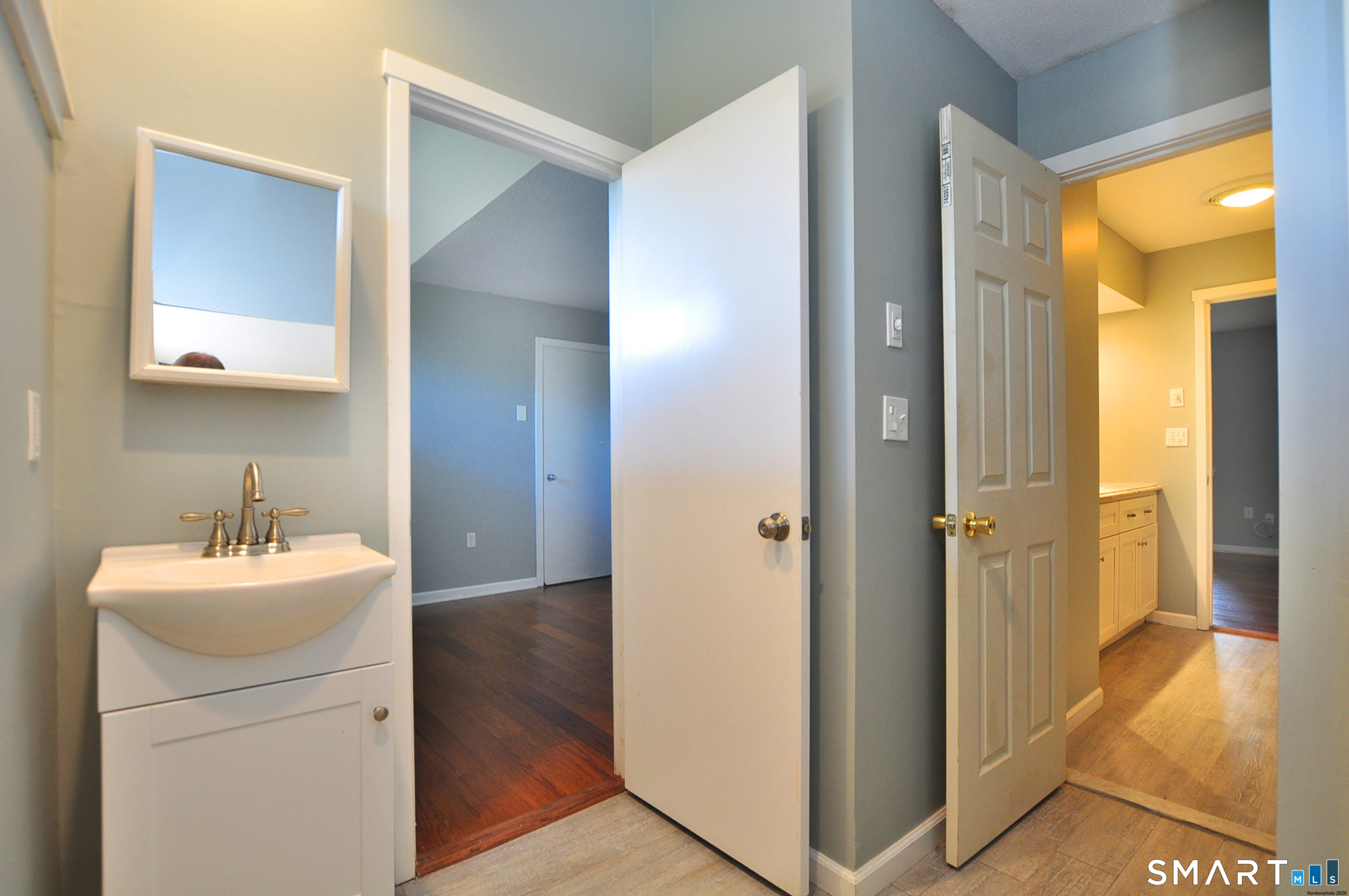 48 Great Meadow Lane Farmington CT 06001