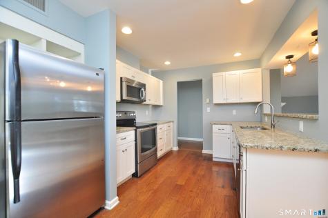 48 Great Meadow Lane Farmington CT 06001