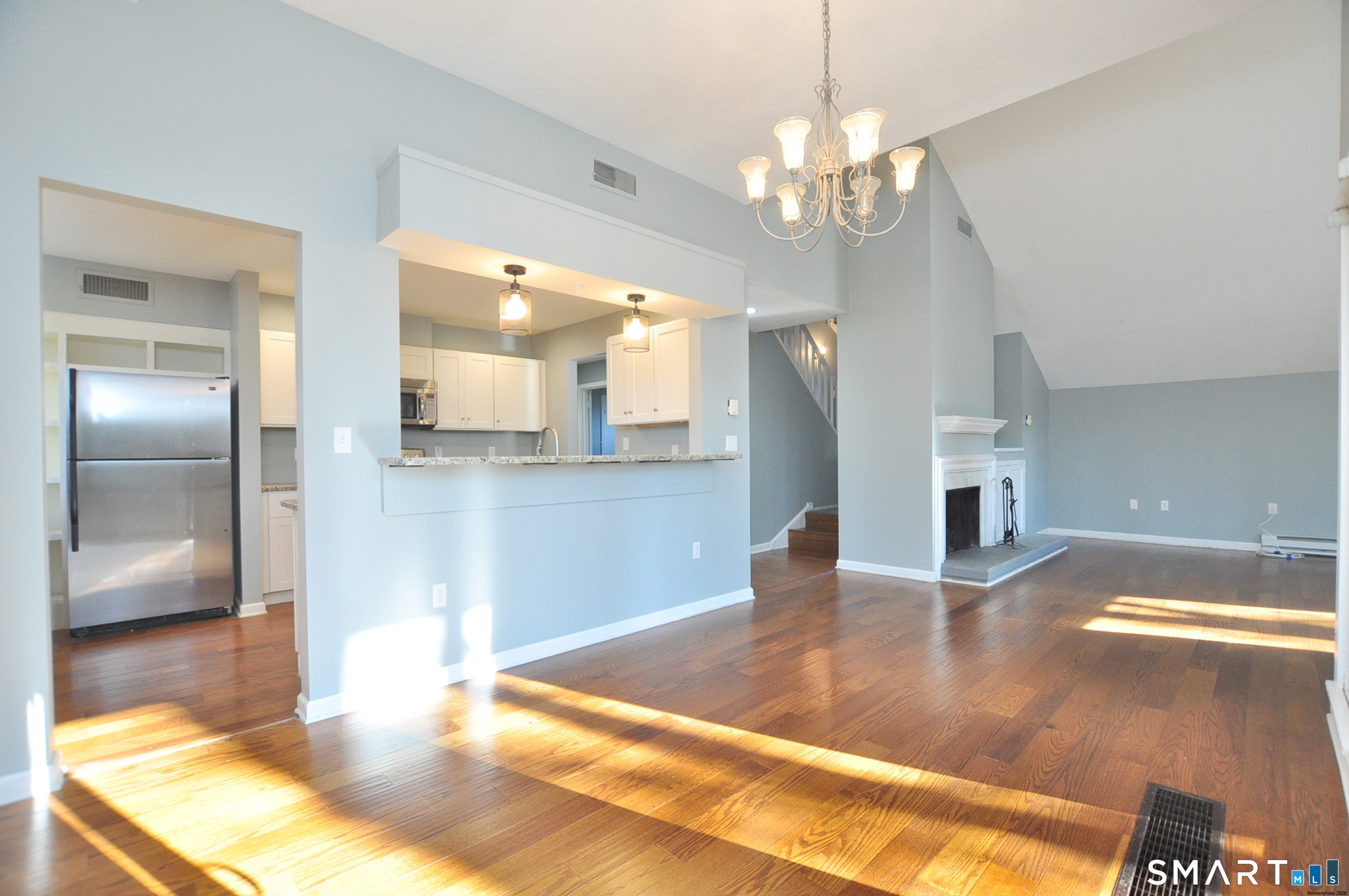 48 Great Meadow Lane Farmington CT 06001