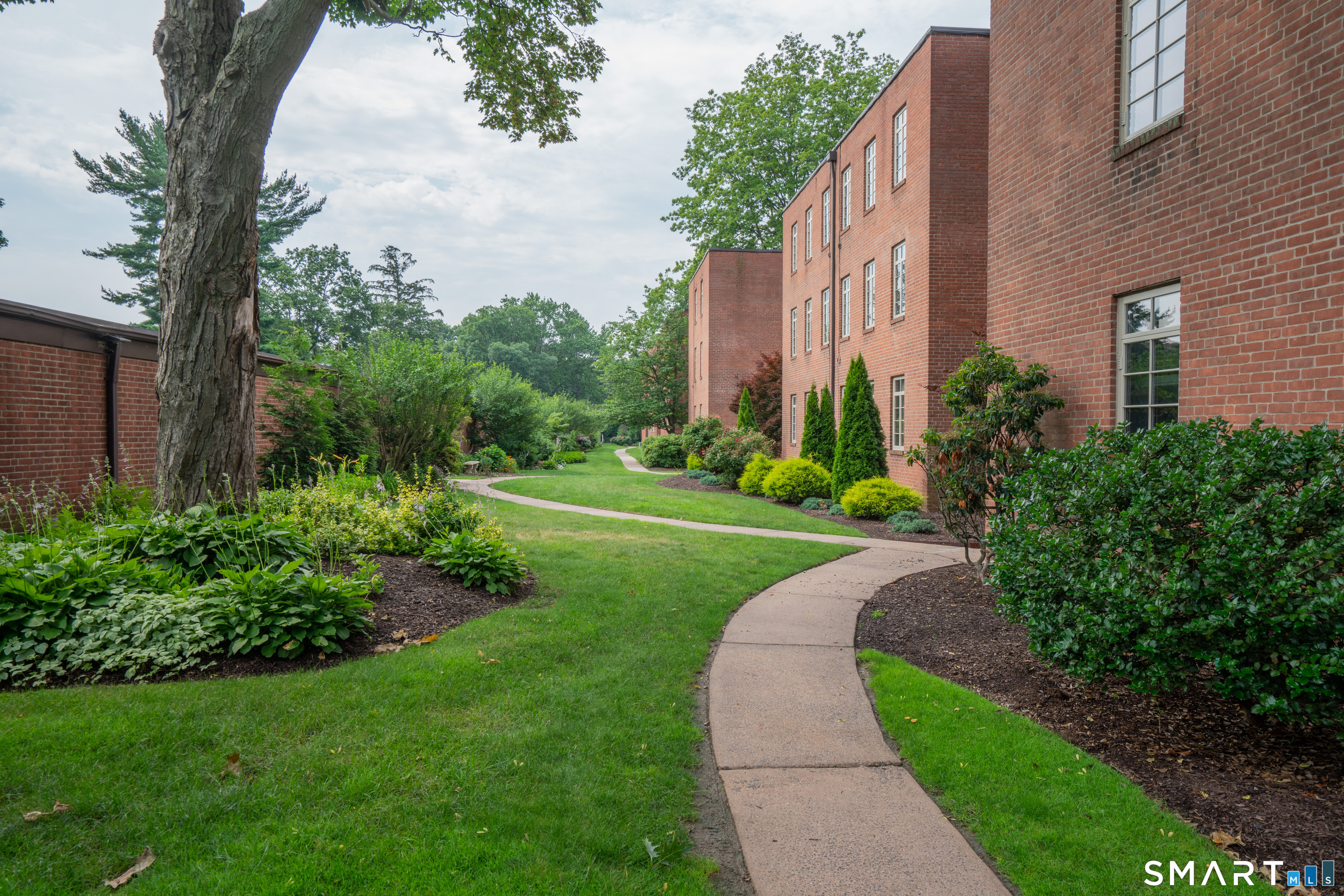 20 Outlook Avenue West Hartford CT 06119