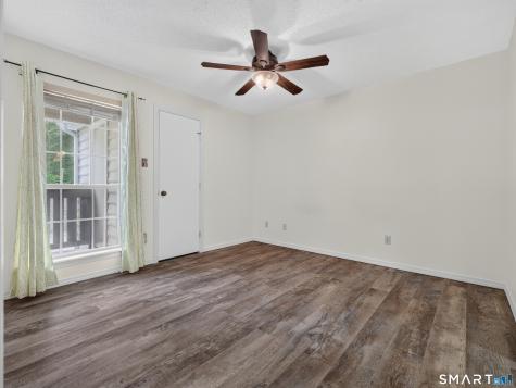 23 Chase Oak Court Groton CT 06340